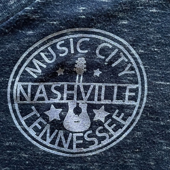 T-shirt - Picture 3 of 5